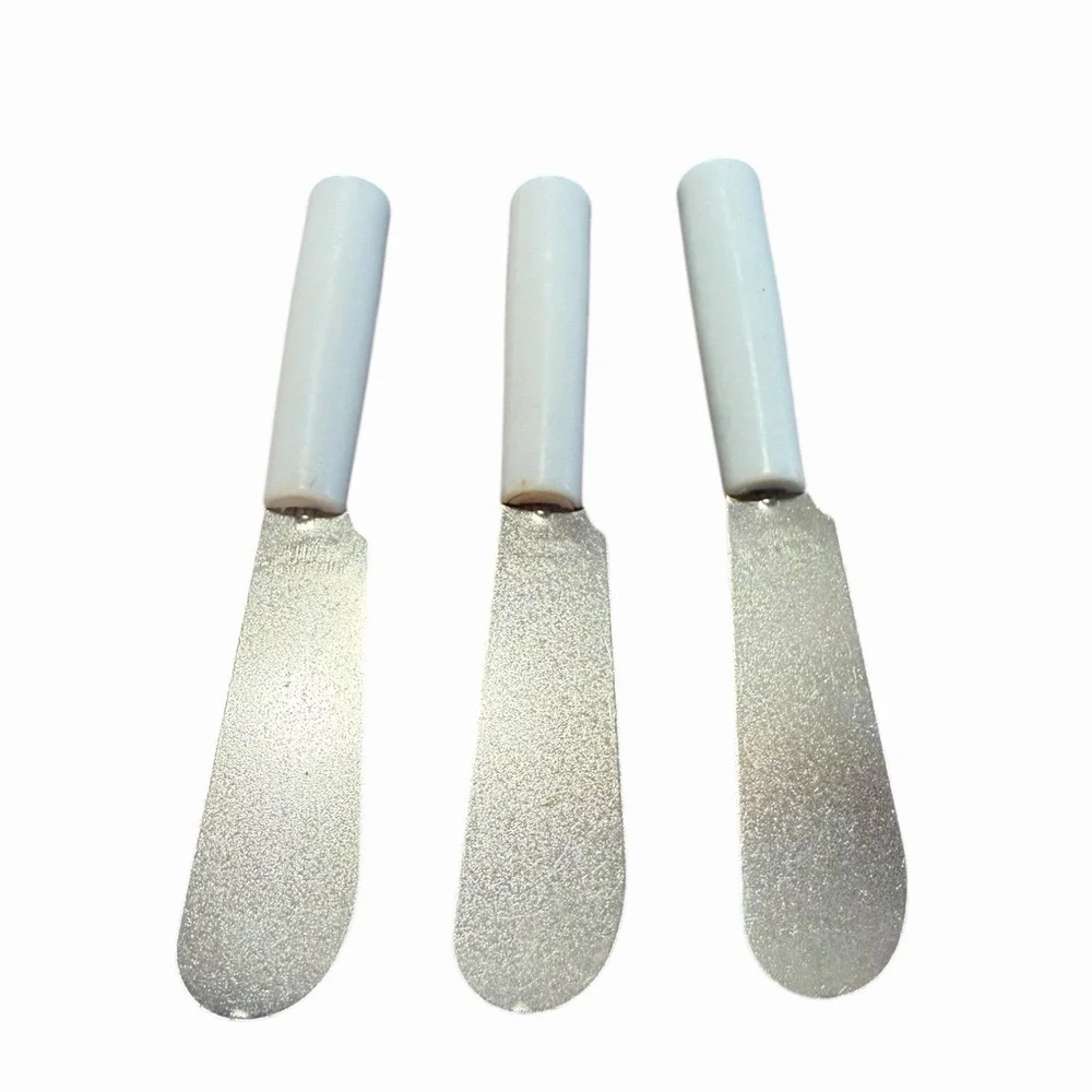 Vintage Set 3 Hors D'oeuvre Appetizer Knives White Handle Stainless Steel Taiwan